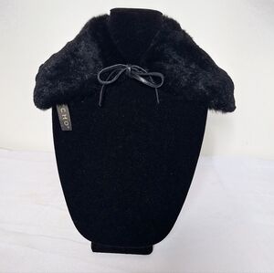NWT Echo brand "The Luxury Collar" Quite Luxury, 100% Rabbit Fur Collar.